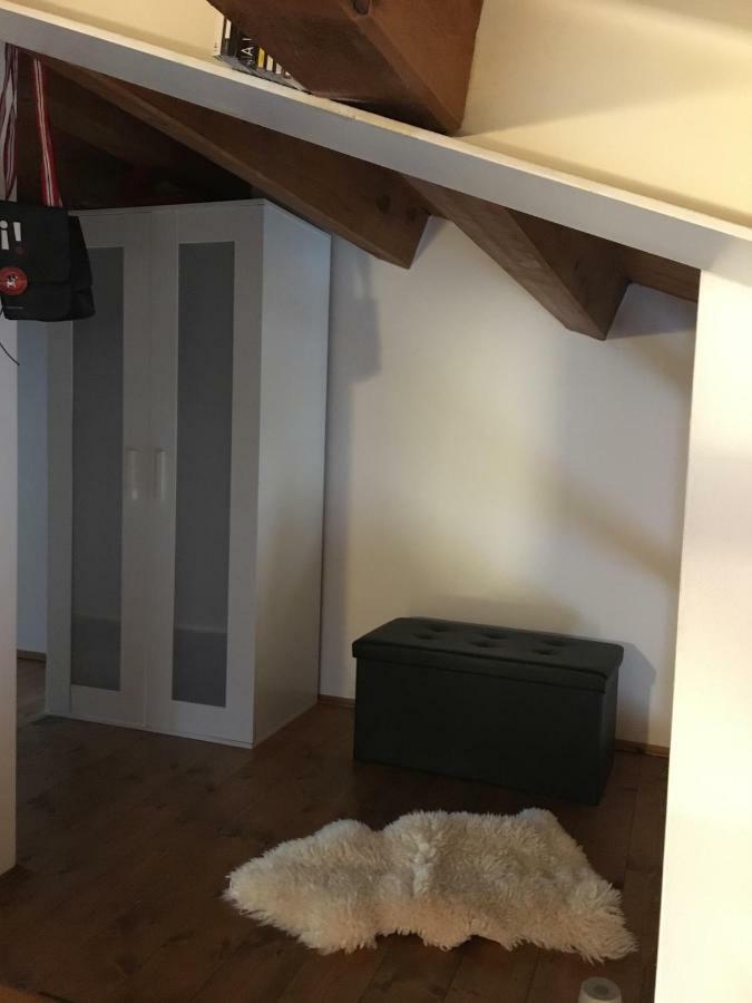 Casa Vacanze Chez La Reine - Holiday Home 비첸차 외부 사진