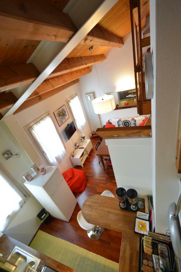 Casa Vacanze Chez La Reine - Holiday Home 비첸차 외부 사진