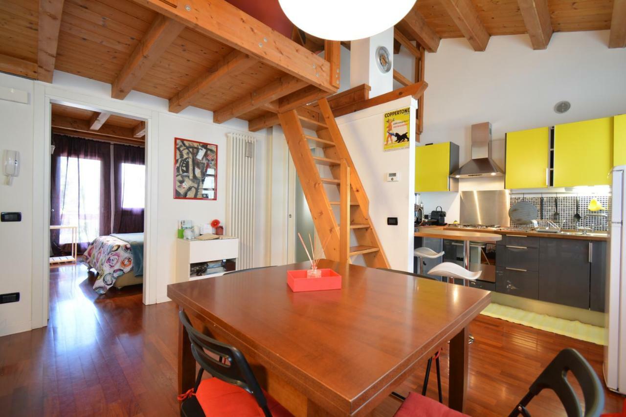 Casa Vacanze Chez La Reine - Holiday Home 비첸차 외부 사진