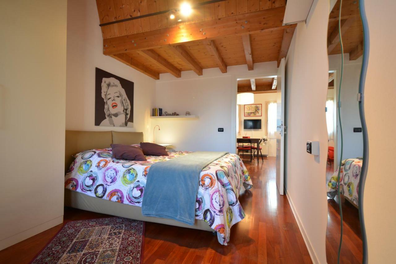 Casa Vacanze Chez La Reine - Holiday Home 비첸차 외부 사진