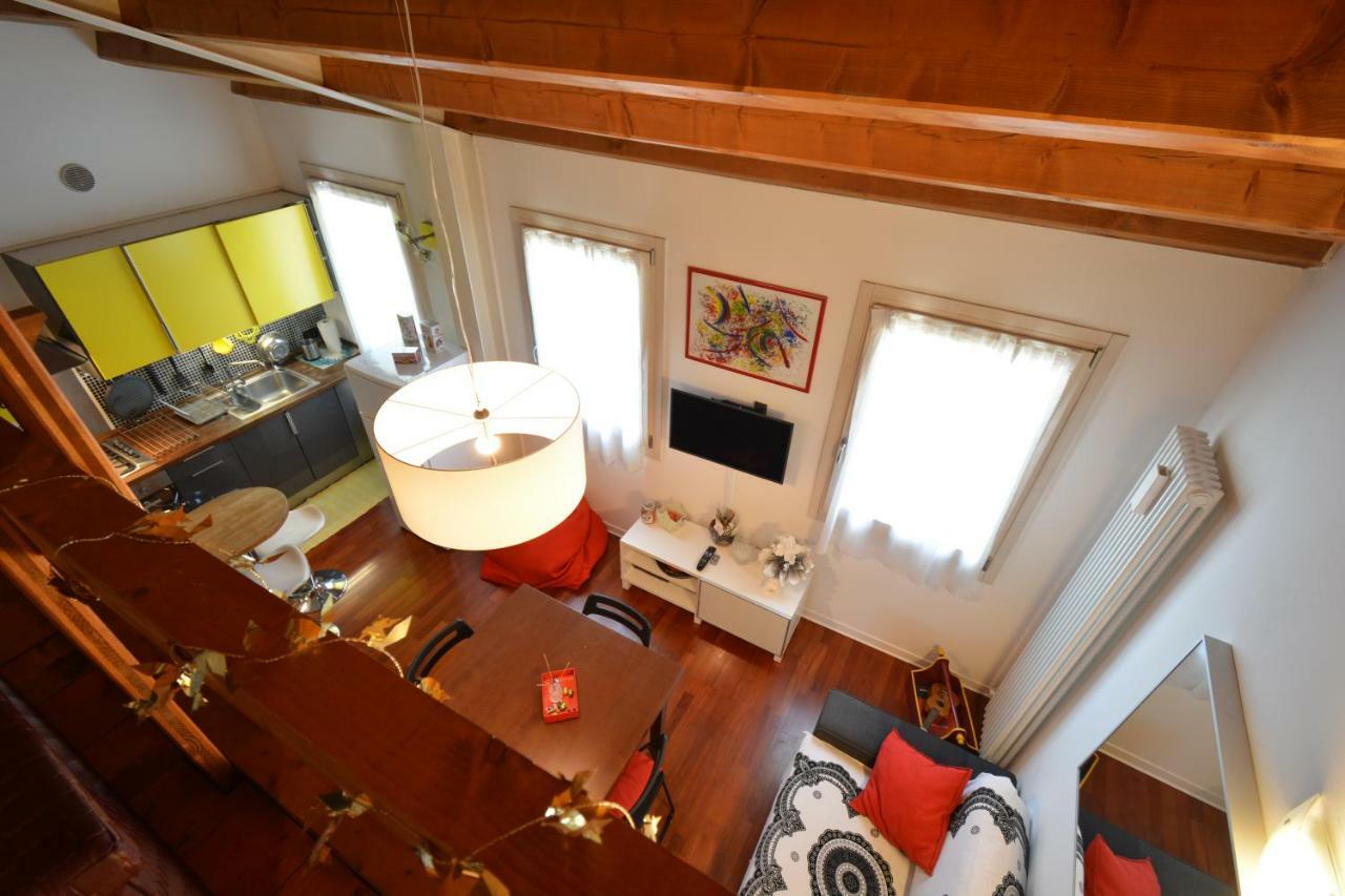 Casa Vacanze Chez La Reine - Holiday Home 비첸차 외부 사진